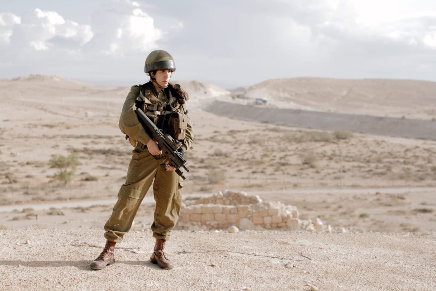 A soldier in the desert, from Lioness: The Women of the IDF